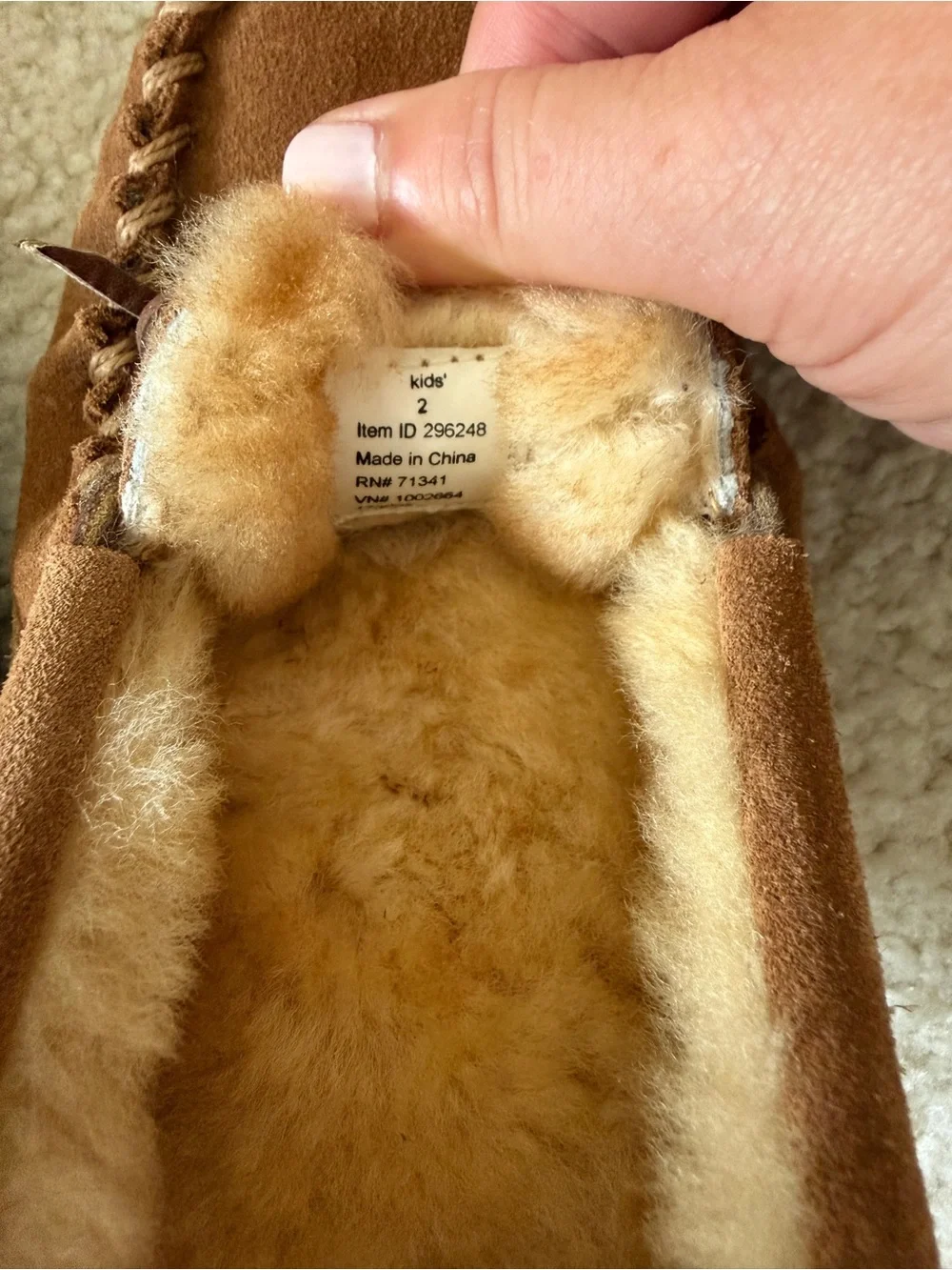 LL Bean Kids' Wicked Good Slippers - never worn